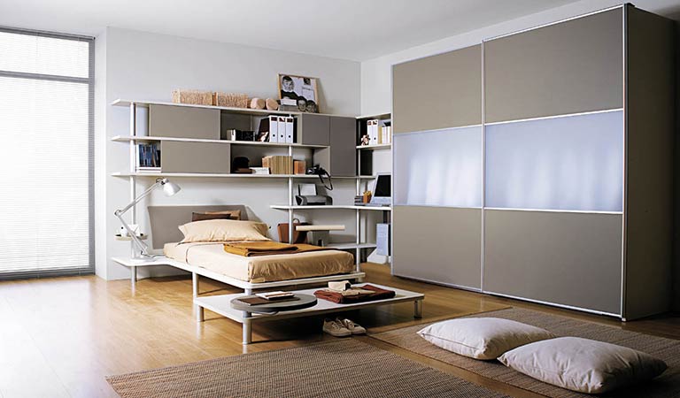 area ragazzi russo mobili