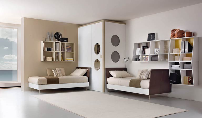 area ragazzi russo mobili